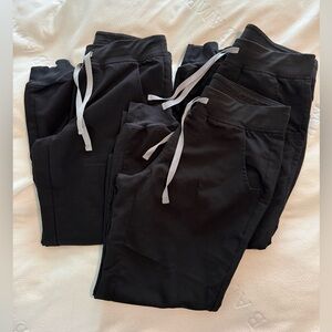 Figs Black Joggers with Gray Drawstrings see off of 3 joggers. Small petite